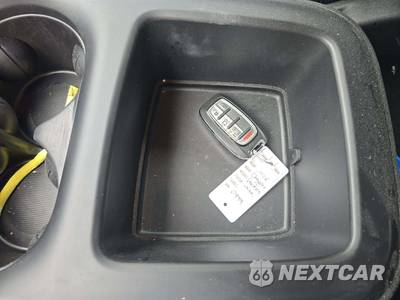 2026 Chrysler Pacifica Select 121.6" WB - zdjęcie 8 z 22 - miniatura