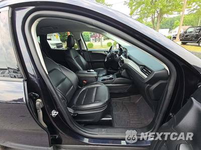 2021 Ford Escape SEL - zdjęcie 15 z 20 - miniatura