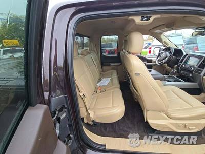 2018 Ford F-150 Lariat Extended Cab Medium Bed w/Rear Doors - zdjęcie 13 z 22 - miniatura