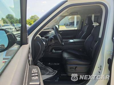 2025 Nissan Armada SV - zdjęcie 3 z 21 - miniatura