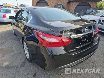 2018 Nissan Altima 2.5 S - zdjęcie 2 z 25 - miniatura