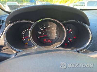 2011 Kia Sorento EX - zdjęcie 9 z 31 - miniatura