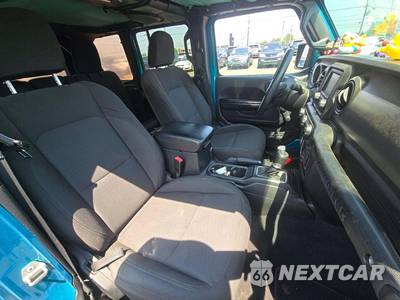 2020 Jeep Wrangler Unlimited Sport - zdjęcie 18 z 26 - miniatura