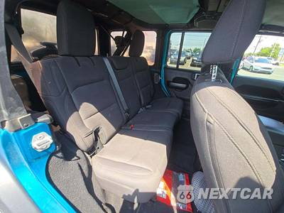 2020 Jeep Wrangler Unlimited Sport - zdjęcie 16 z 26 - miniatura
