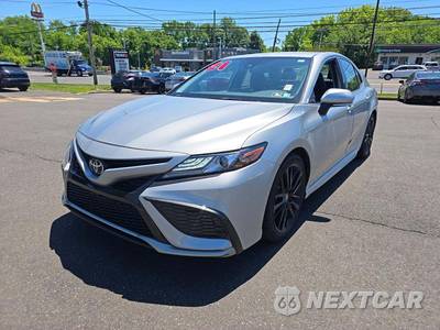 2021 Toyota Camry XSE - zdjęcie 1 z 21 - miniatura