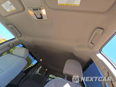 2017 Toyota Sienna LE 8-Passenger 119.3" WB - zdjęcie 11 z 24 - miniatura