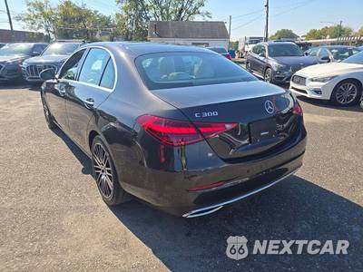2022 Mercedes-Benz C 300 4MATIC Sedan - zdjęcie 2 z 21 - miniatura