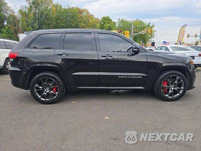2016 Jeep Grand Cherokee SRT - zdjęcie 4 z 26 - miniatura