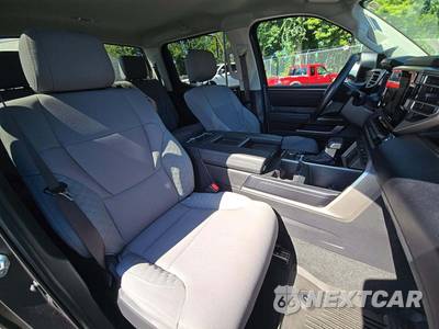 2024 Toyota Tundra SR5 Crew Cab Short Bed - zdjęcie 18 z 23 - miniatura