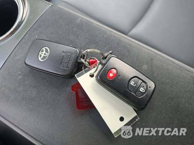 2013 Toyota Prius v Five - zdjęcie 8 z 26 - miniatura