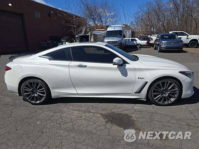 2017 INFINITI Red Sport 400 - zdjęcie 4 z 34 - miniatura