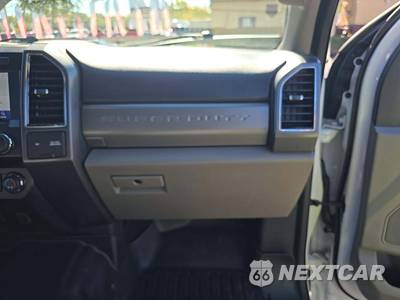 2022 Ford Super Duty F-250 XLT Crew Cab Medium Bed - zdjęcie 19 z 24 - miniatura