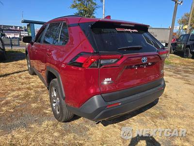 2023 Toyota RAV4 Hybrid XLE - zdjęcie 2 z 22 - miniatura