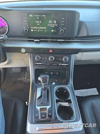 2022 Kia Carnival MPV LXS 121.7" WB - zdjęcie 10 z 28 - miniatura