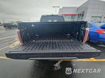 2025 Toyota Tundra 1794 Edition Crew Cab Short Bed - zdjęcie 11 z 17 - miniatura