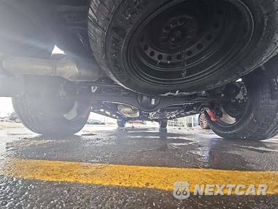 2025 Toyota Tundra 1794 Edition Crew Cab Short Bed - zdjęcie 12 z 17 - miniatura