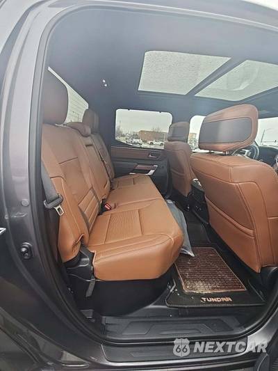 2025 Toyota Tundra 1794 Edition Crew Cab Short Bed - zdjęcie 13 z 17 - miniatura