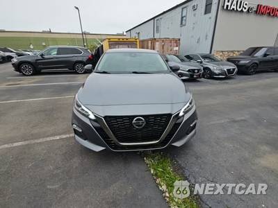 2020 Nissan Altima SR - zdjęcie 2 z 27 - miniatura