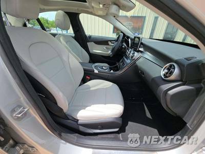 2017 Mercedes-Benz C 300 Sedan - zdjęcie 14 z 16 - miniatura