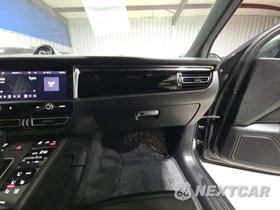 2024 Porsche Macan - zdjęcie 16 z 18 - miniatura