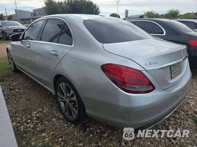 2016 Mercedes-Benz C 300 - zdjęcie 2 z 25 - miniatura