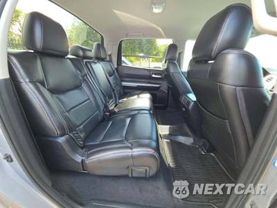 2019 Toyota Tundra SR5 Crew Cab Short Bed - zdjęcie 13 z 18 - miniatura