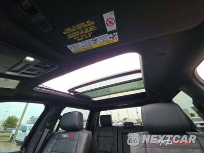 2024 Toyota Tundra Hybrid TRD Pro Crew Cab Short Bed - zdjęcie 8 z 17 - miniatura