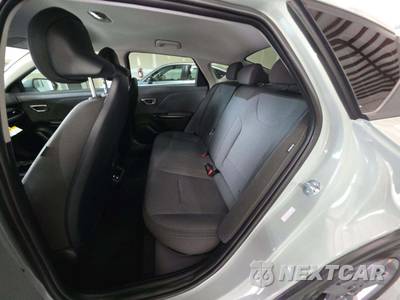 2026 Kia K4 LXS Sedan - zdjęcie 10 z 17 - miniatura