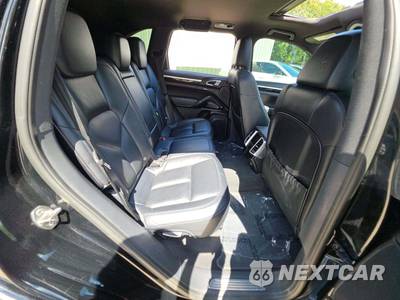 2016 Porsche Cayenne - zdjęcie 13 z 20 - miniatura