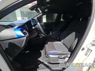 2020 Toyota C-HR XLE - zdjęcie 3 z 23 - miniatura