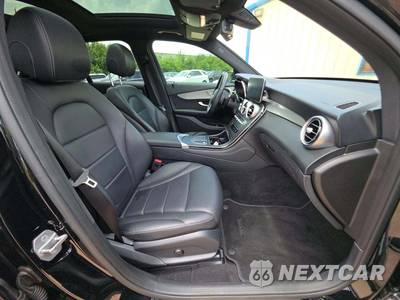 2021 Mercedes-Benz GLC 300 - zdjęcie 15 z 22 - miniatura