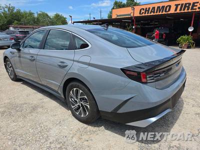 2026 Hyundai Sonata Hybrid Blue - zdjęcie 2 z 20 - miniatura