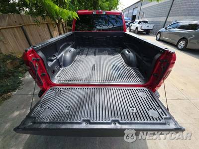 2020 Ram 1500 Laramie Extended Cab Medium Bed - zdjęcie 14 z 21 - miniatura