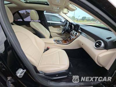 2017 Mercedes-Benz C 300 Sedan - zdjęcie 18 z 23 - miniatura