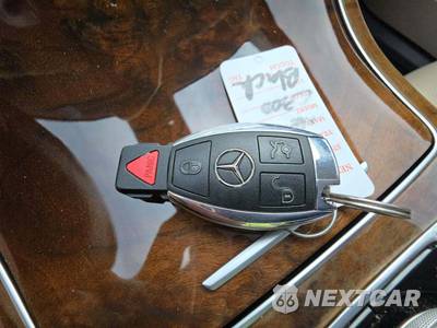 2017 Mercedes-Benz C 300 Sedan - zdjęcie 8 z 23 - miniatura