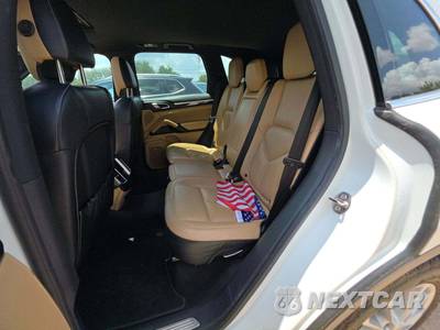 2016 Porsche Cayenne - zdjęcie 10 z 22 - miniatura