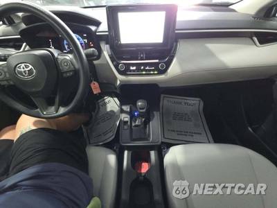 2026 Toyota Corolla Cross L - zdjęcie 10 z 21 - miniatura