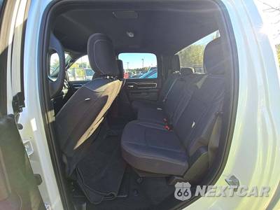 2026 Ram 2500 Big Horn Crew Cab Medium Bed - zdjęcie 13 z 20 - miniatura