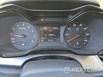 2026 Chevrolet Trax LS - zdjęcie 6 z 19 - miniatura