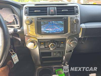 2015 Toyota 4Runner SR5 - zdjęcie 10 z 37 - miniatura
