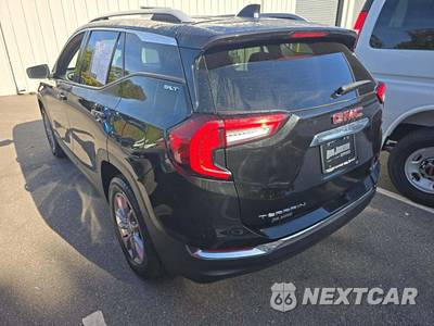 2024 GMC Terrain SLT 4SA - zdjęcie 2 z 22 - miniatura