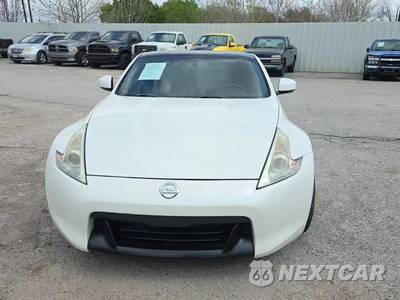 2010 Nissan 370Z Coupe - zdjęcie 2 z 29 - miniatura