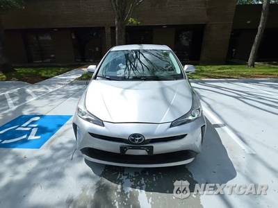 2022 Toyota Prius LE - zdjęcie 2 z 28 - miniatura