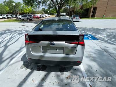 2022 Toyota Prius LE - zdjęcie 4 z 28 - miniatura