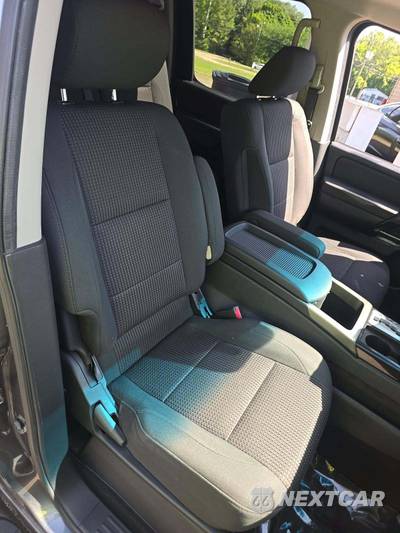 2014 Nissan TITAN SV Crew Cab Short Bed - zdjęcie 18 z 27 - miniatura