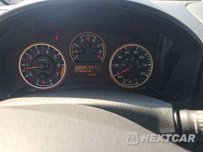 2014 Nissan TITAN SV Crew Cab Short Bed - zdjęcie 9 z 27 - miniatura