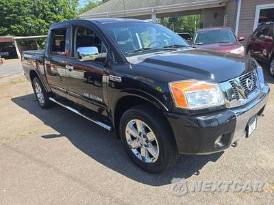 2010 Nissan TITAN SE Crew Cab Short Bed - zdjęcie 4 z 25 - miniatura