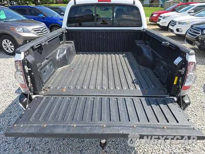 2011 Toyota Tacoma PreRunner Crew Cab Medium Bed - zdjęcie 14 z 23 - miniatura