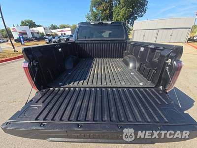 2024 Toyota Tundra Limited Crew Cab Short Bed - zdjęcie 11 z 18 - miniatura