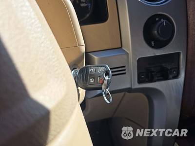 2014 Ford F-150 King Ranch Crew Cab Short Bed - zdjęcie 8 z 26 - miniatura